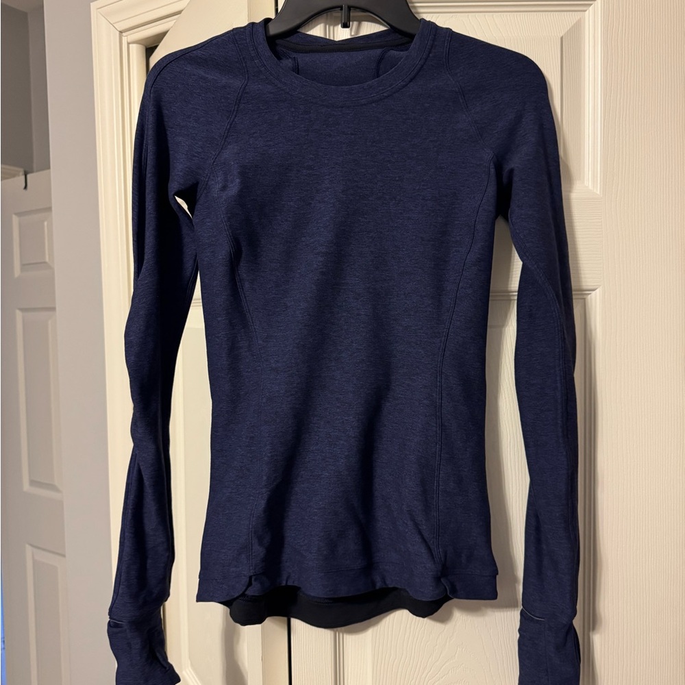 Women's Navy Lululemon Long Sleeve Top
